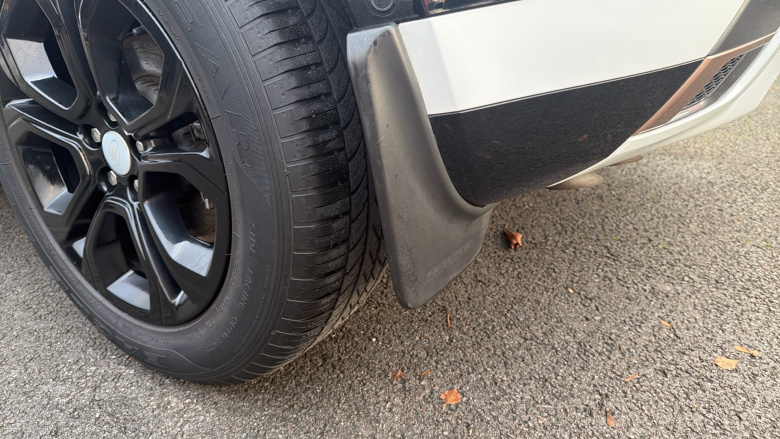 Land Rover Range Rover Evoque 2.0 D165 R-Dynamic S 5dr 2WD Diesel Hatchback